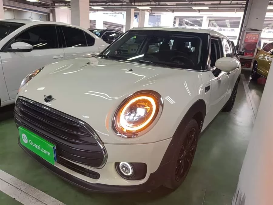 MINI CLUBMAN