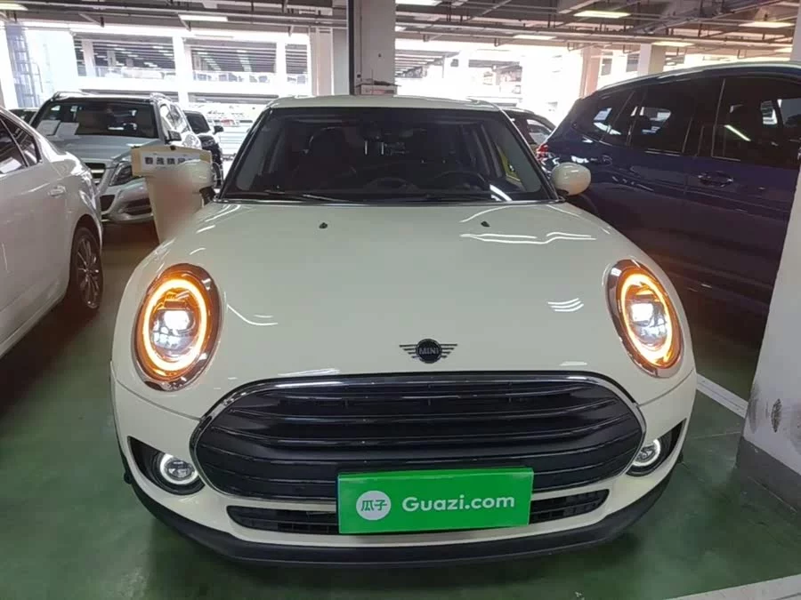 MINI CLUBMAN