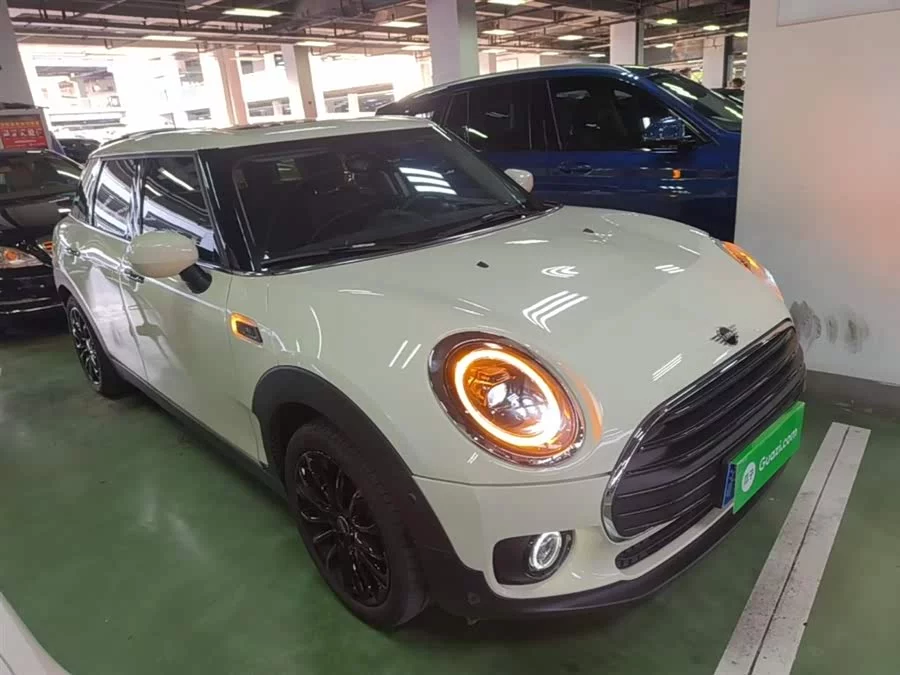 MINI CLUBMAN