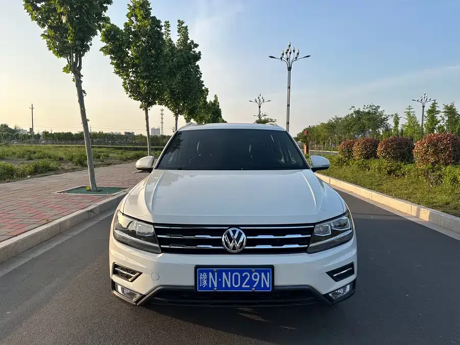 Volkswagen Tiguan L