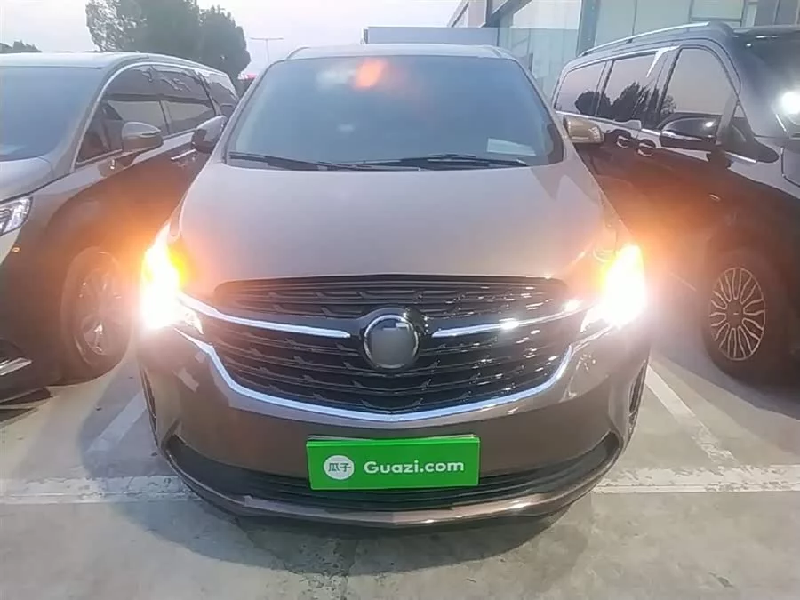 Buick GL8