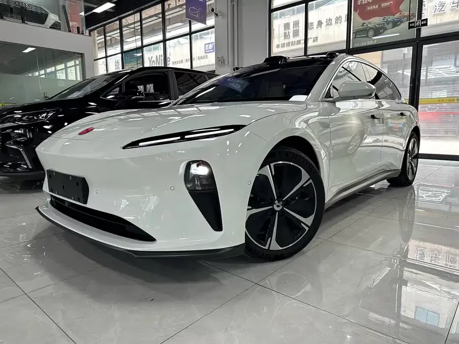 NIO ET5T