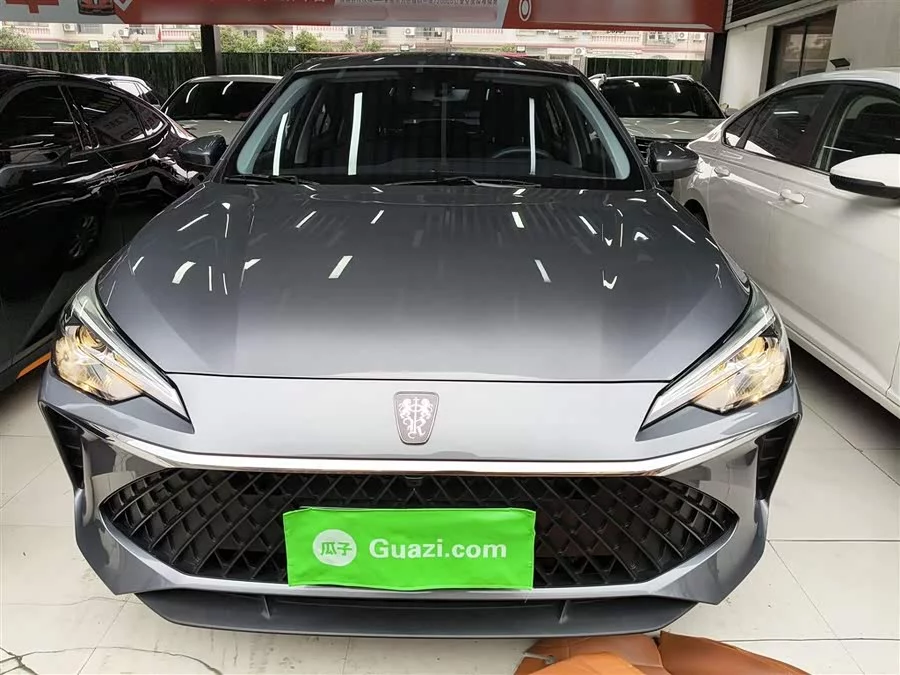Roewe i5