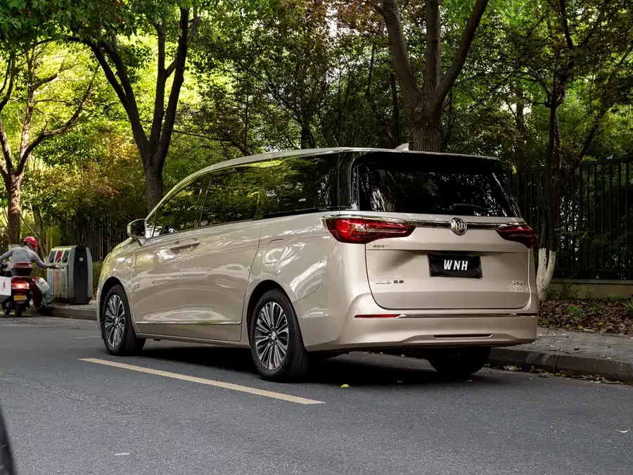Buick GL8