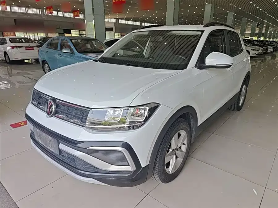 Volkswagen T-Cross (Tukai)