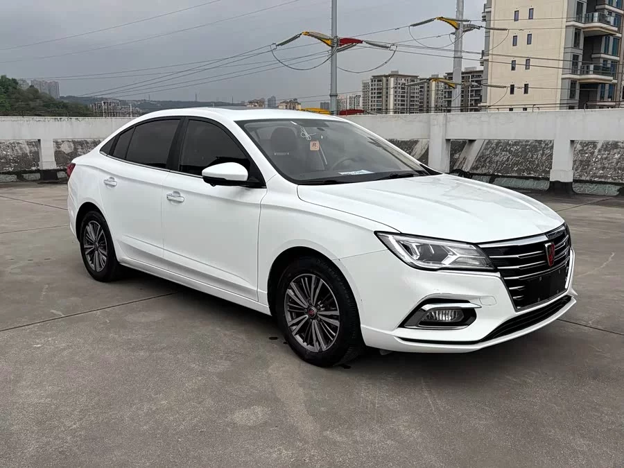 Roewe i5