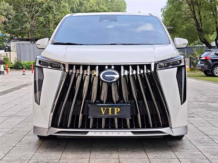 GAC Trumpchi M8
