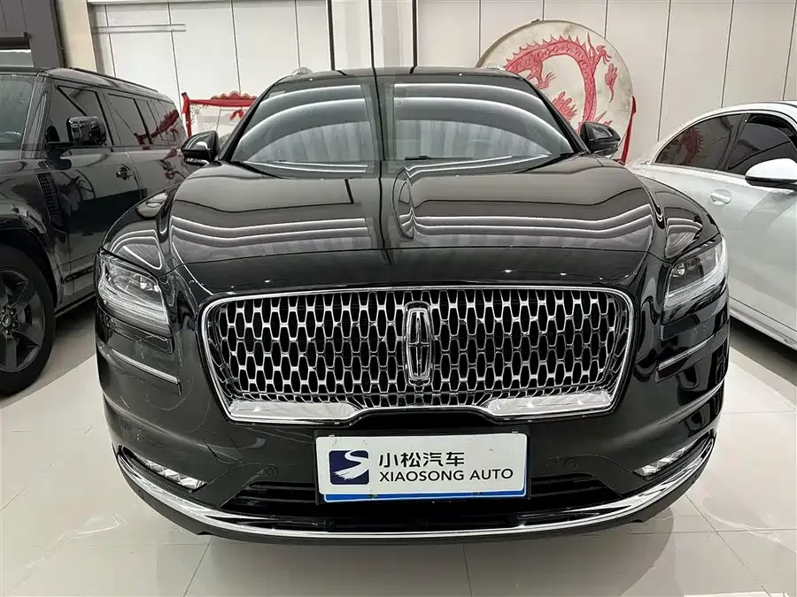 Lincoln Navigator
