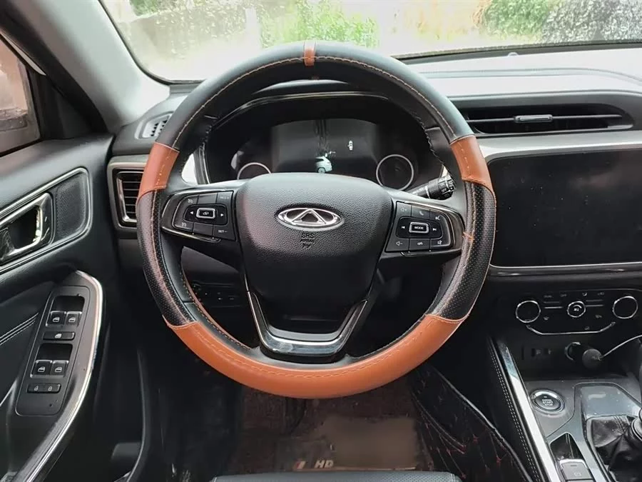 Chery Tiggo 8