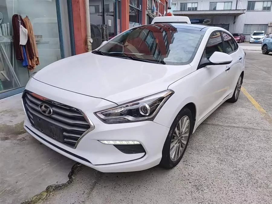Hyundai Mistra