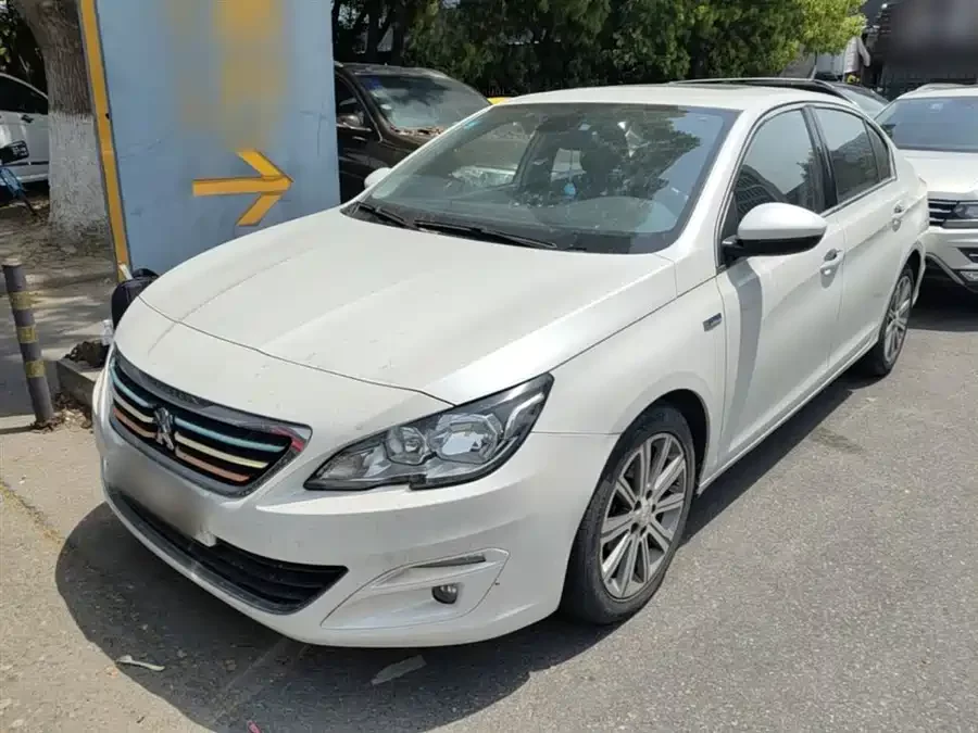 Peugeot 408