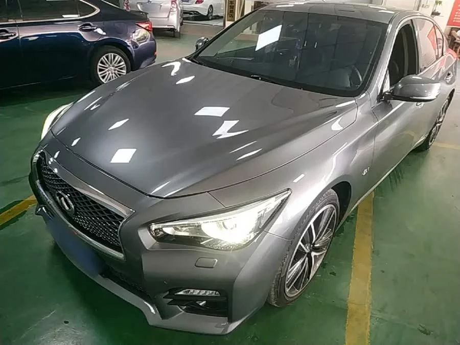 Infiniti Q50L