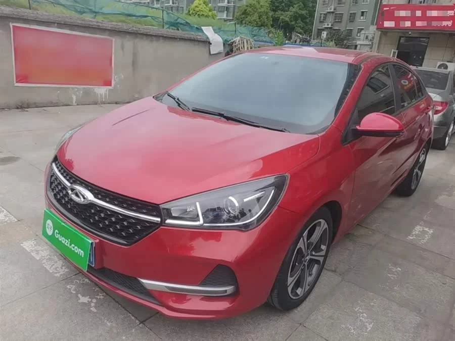 Chery Arrizo 5