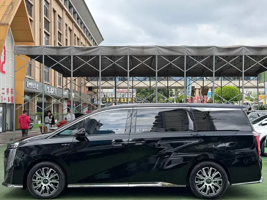 GAC Trumpchi E9
