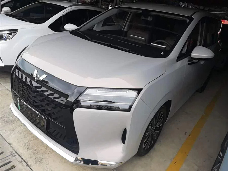 Wuling Starlight 730 New Energy