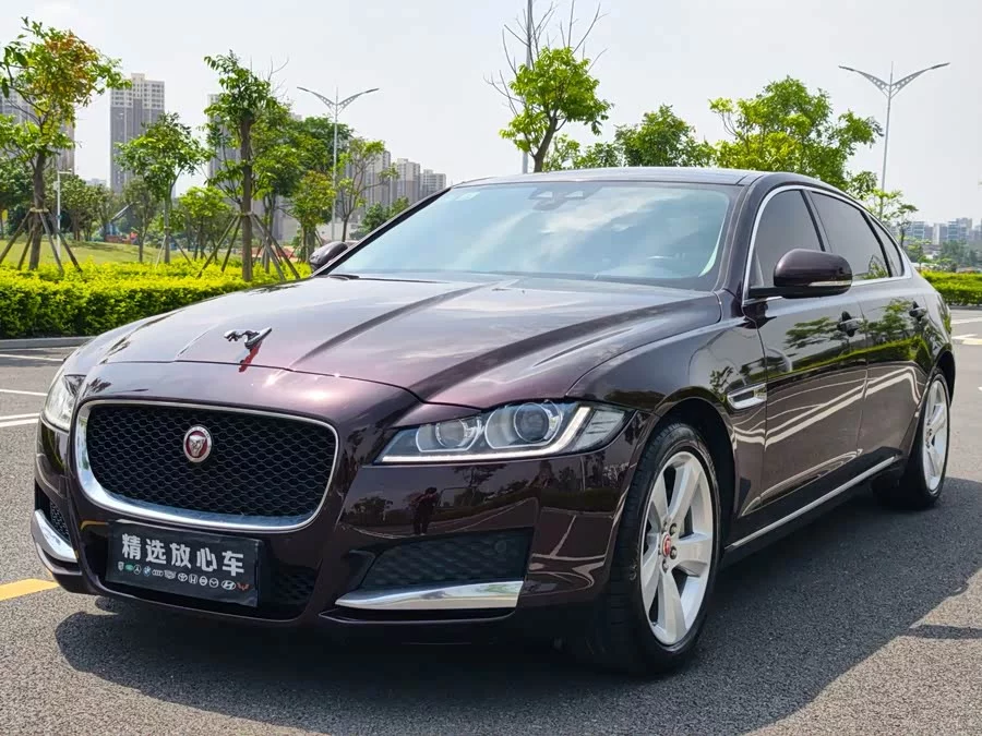 Jaguar XFL