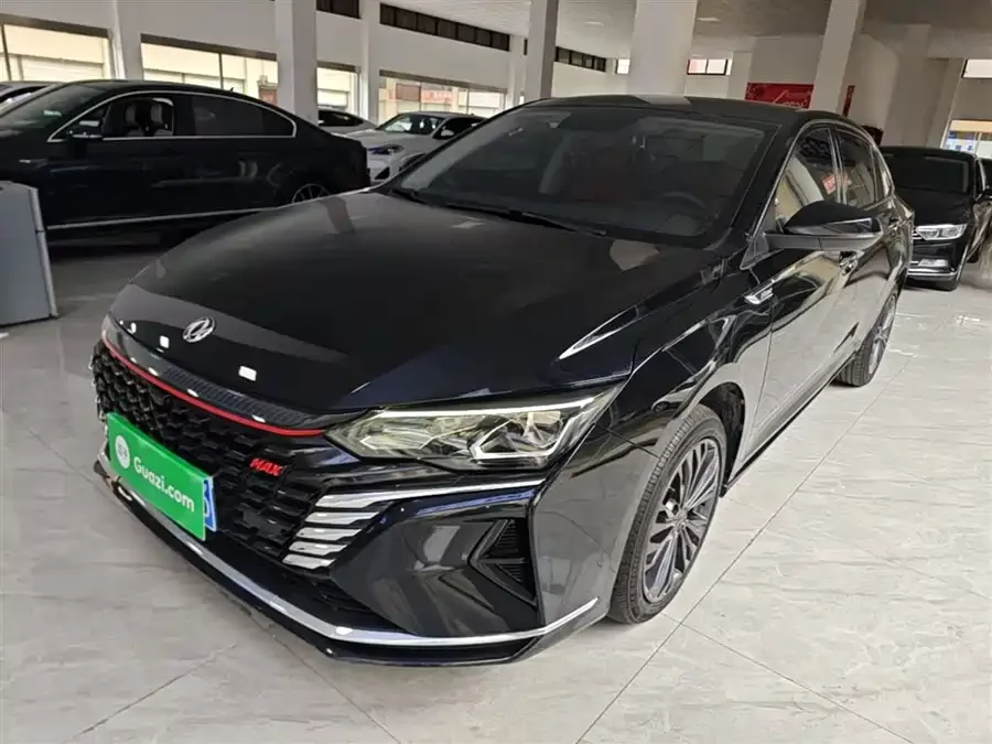 Dongfeng Yixuan MAX