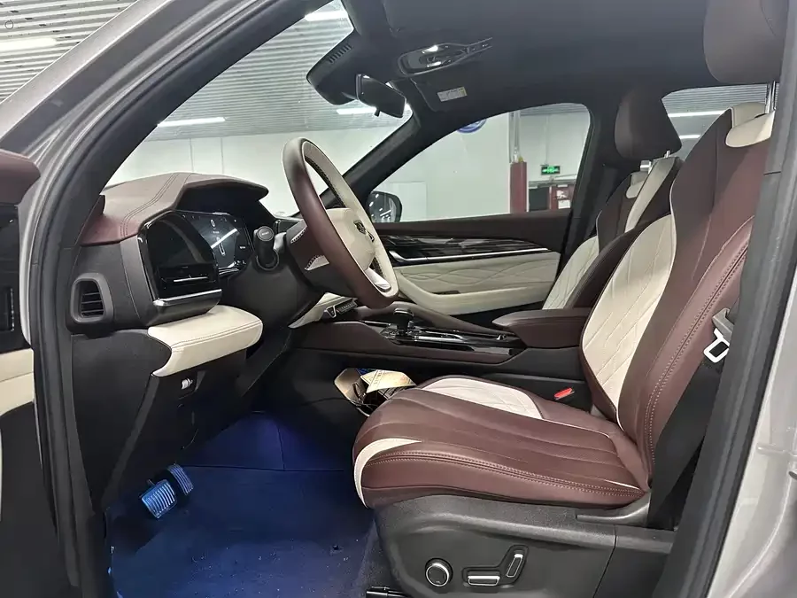 Geely Xingyue L