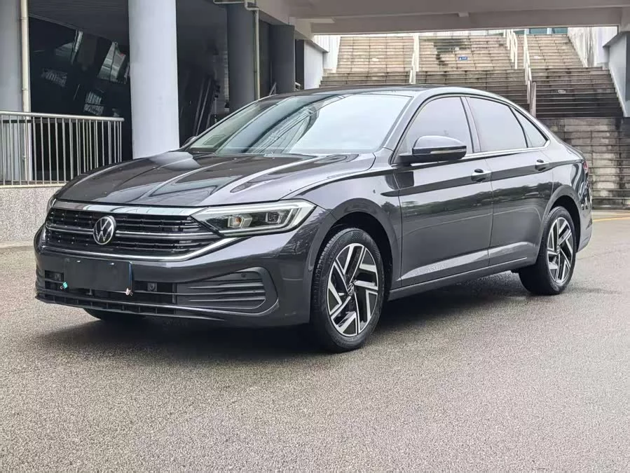 Volkswagen Sagitar