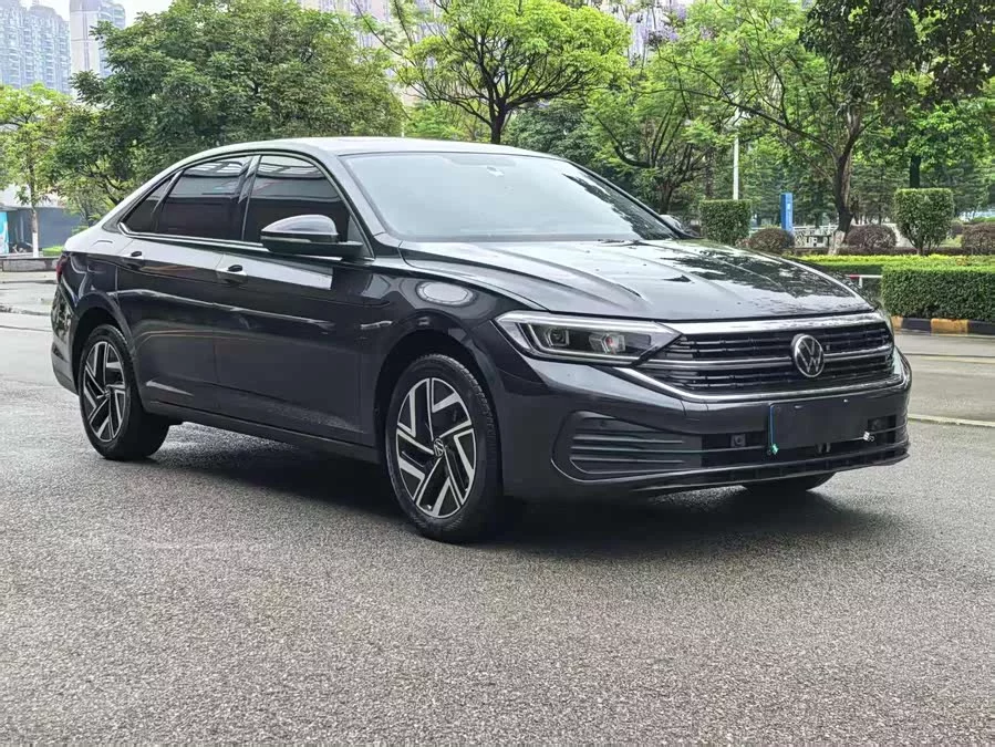 Volkswagen Sagitar