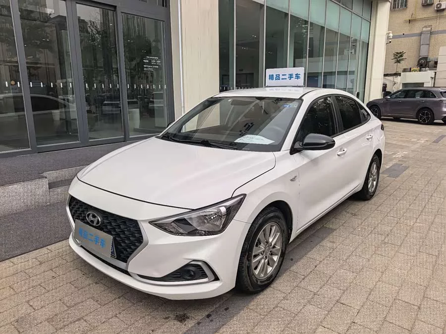 Hyundai Elantra / Celesta