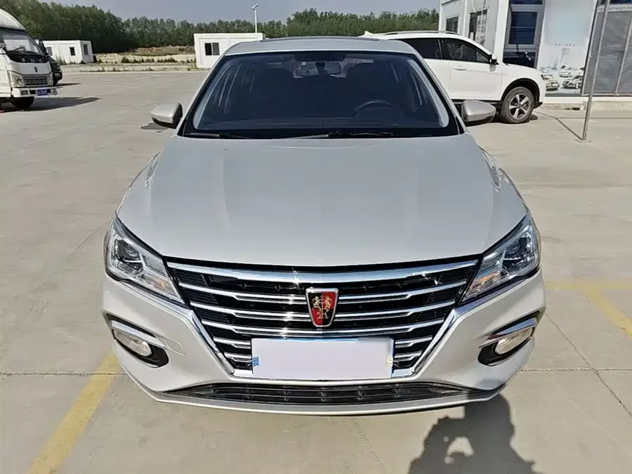 Roewe i5