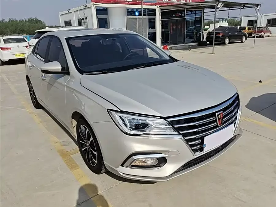 Roewe i5