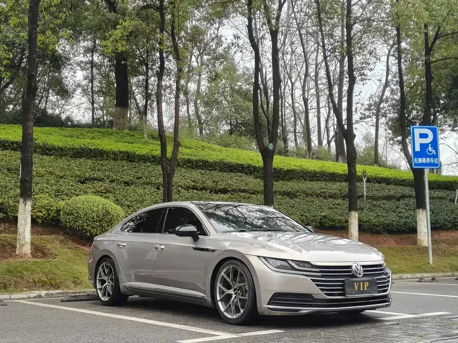 Volkswagen FAW- CC