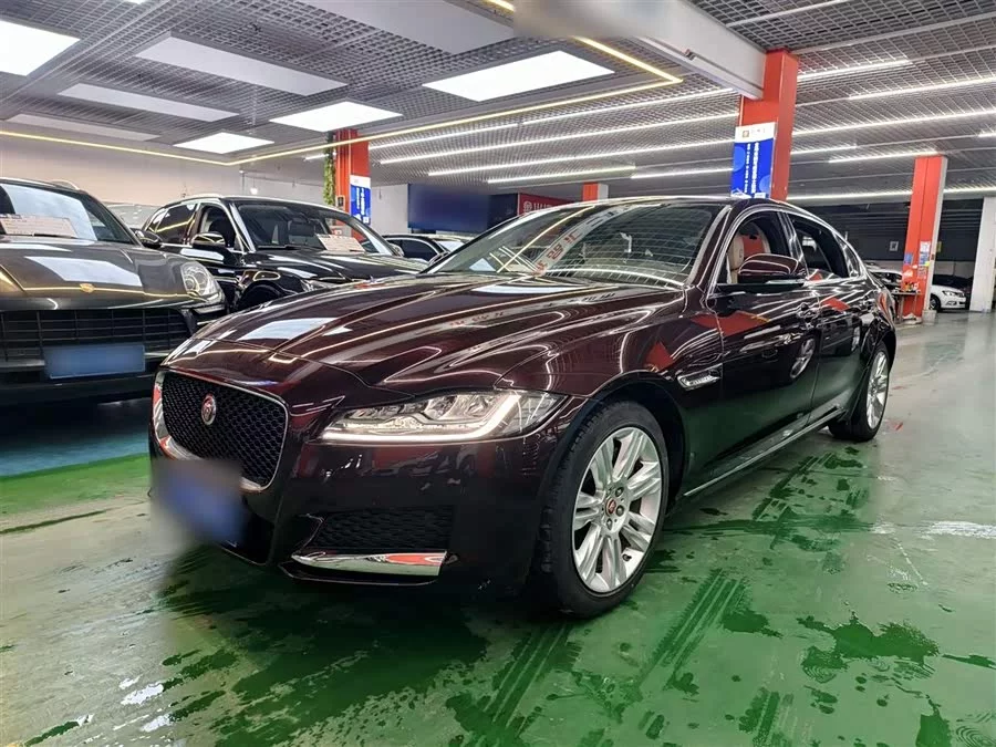 Jaguar XFL