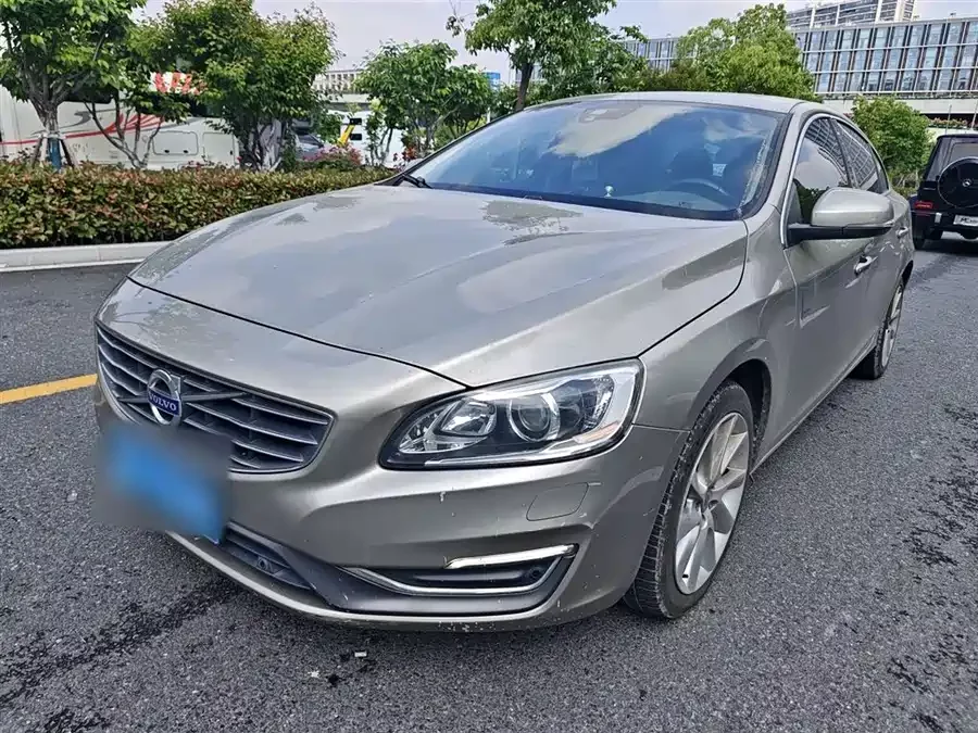 Volvo S60
