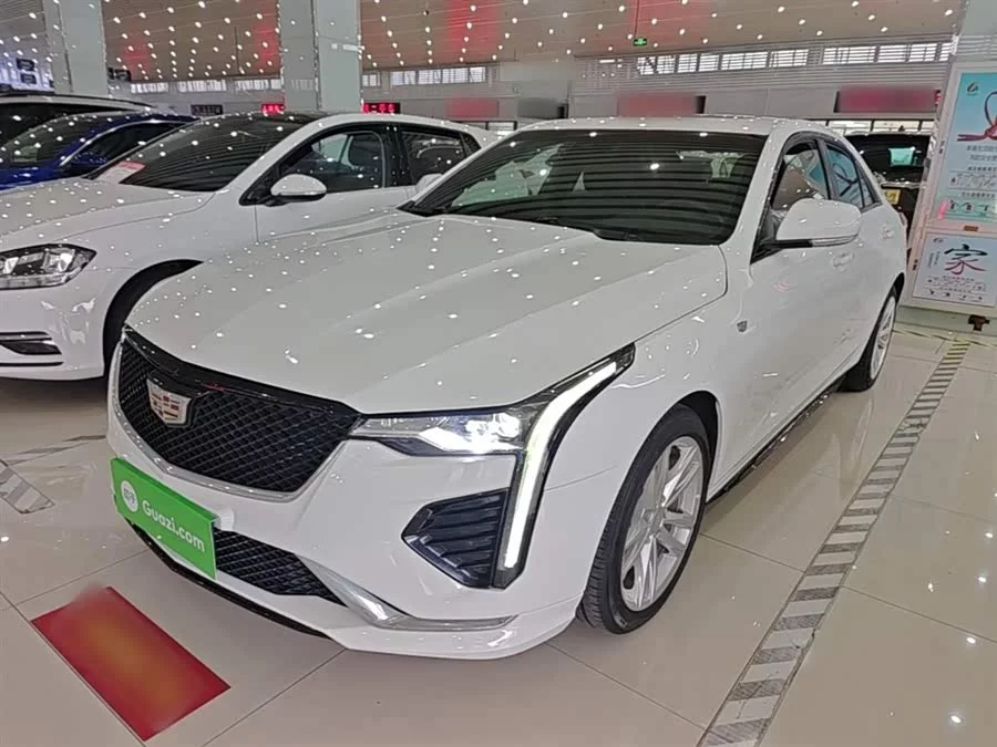 Cadillac CT4