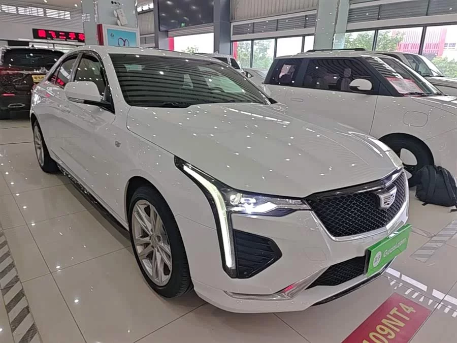 Cadillac CT4