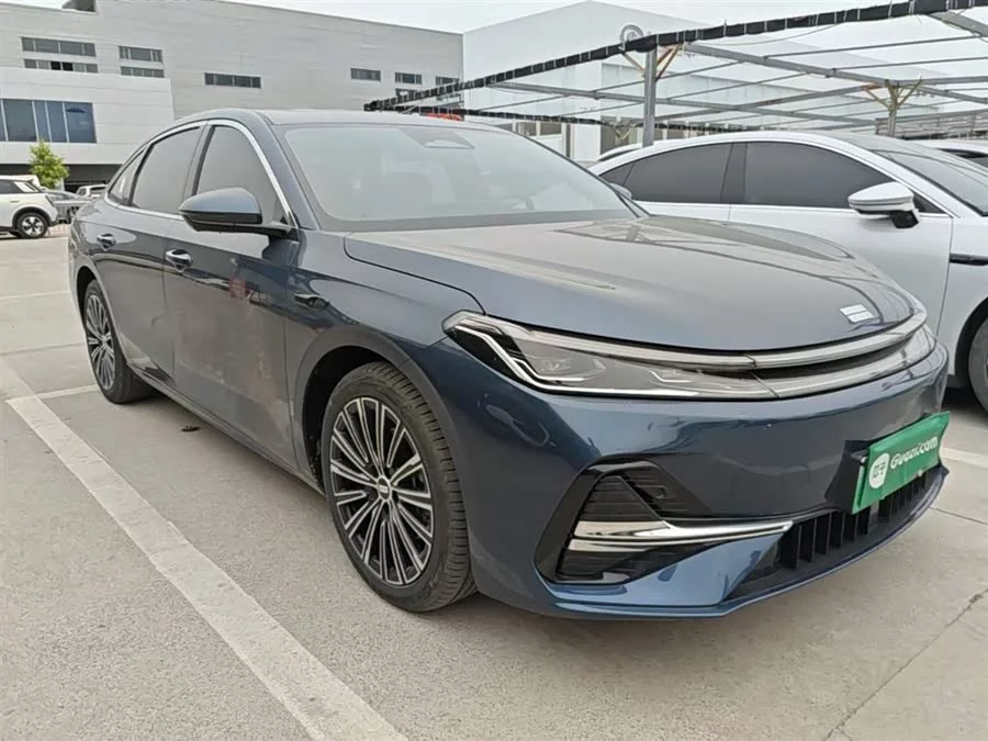Geely Galaxy A7 EM