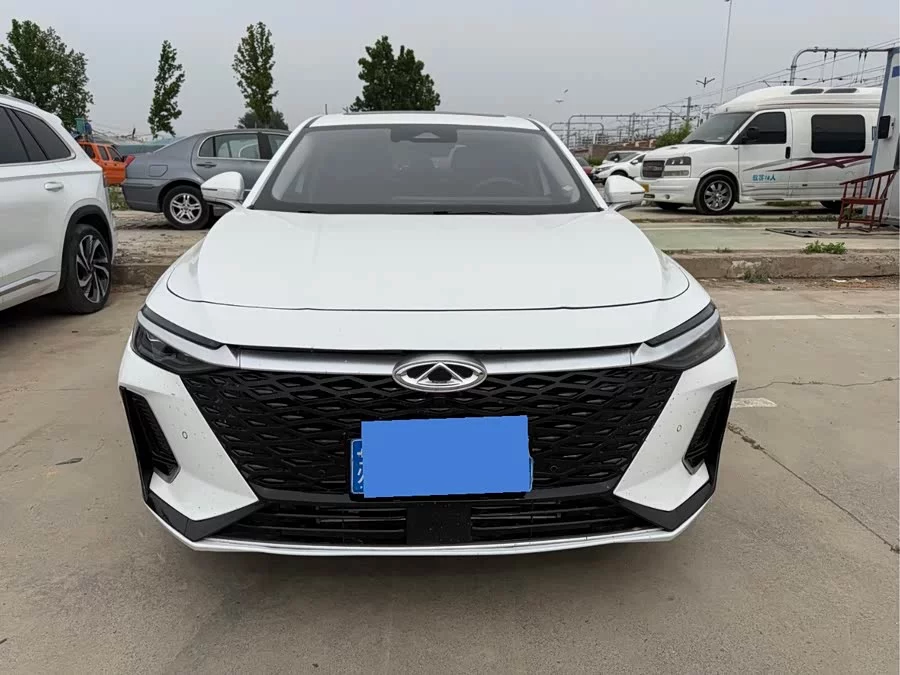 Chery Arrizo 8