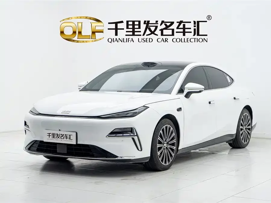 Geely Galaxy Star 8