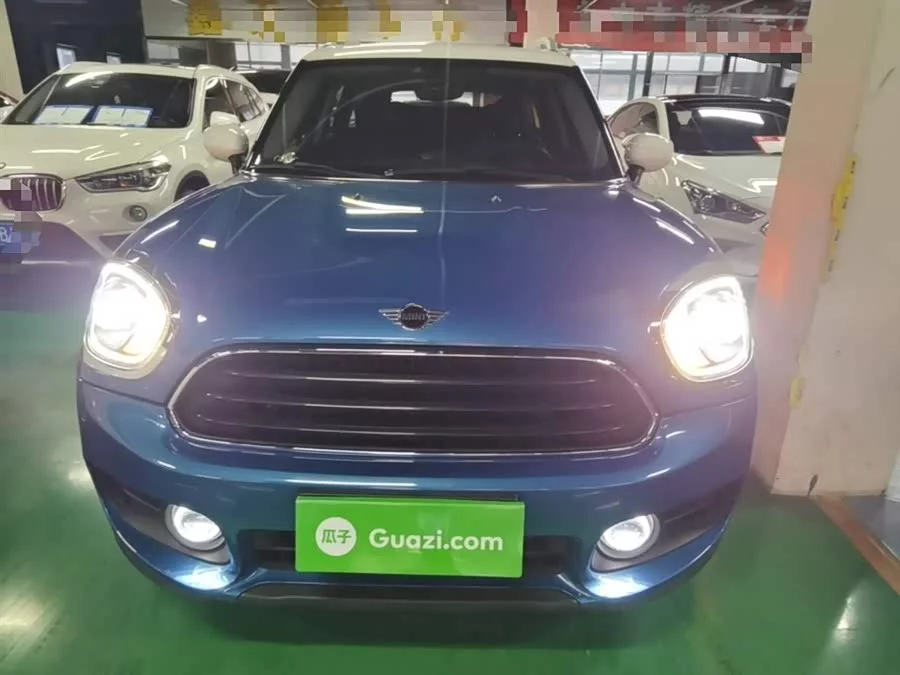 MINI COUNTRYMAN