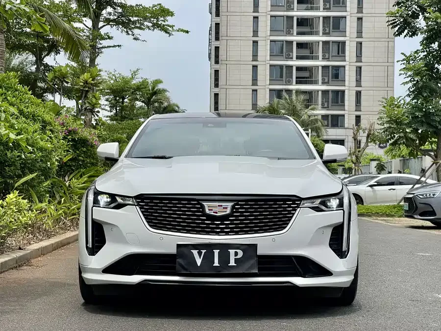 Cadillac CT4