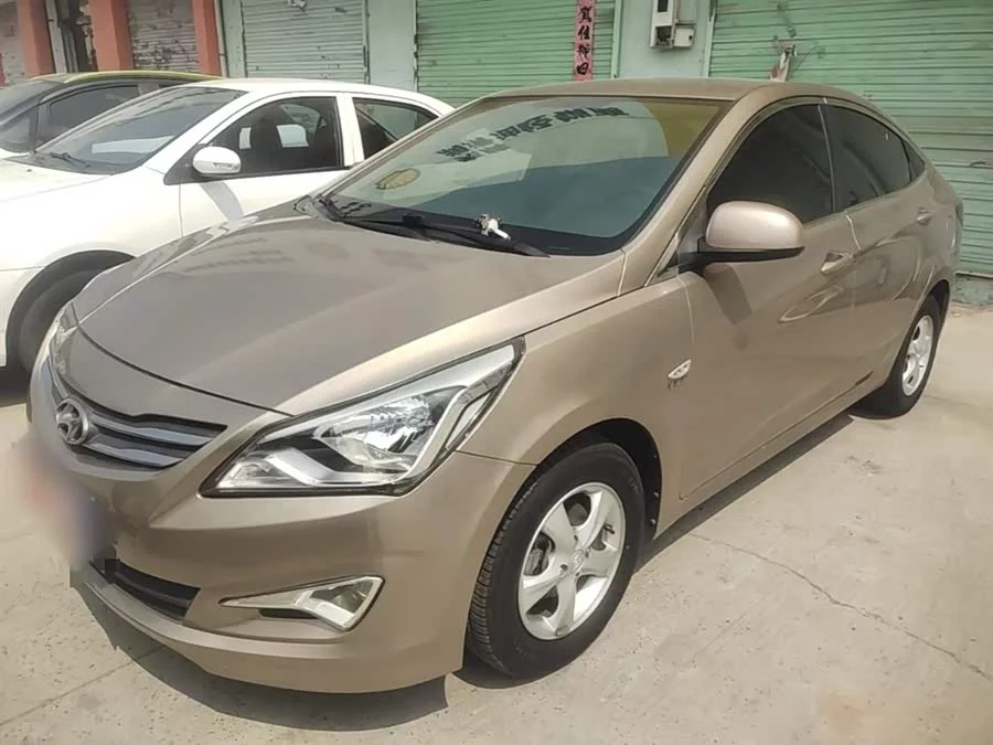 Hyundai Rena