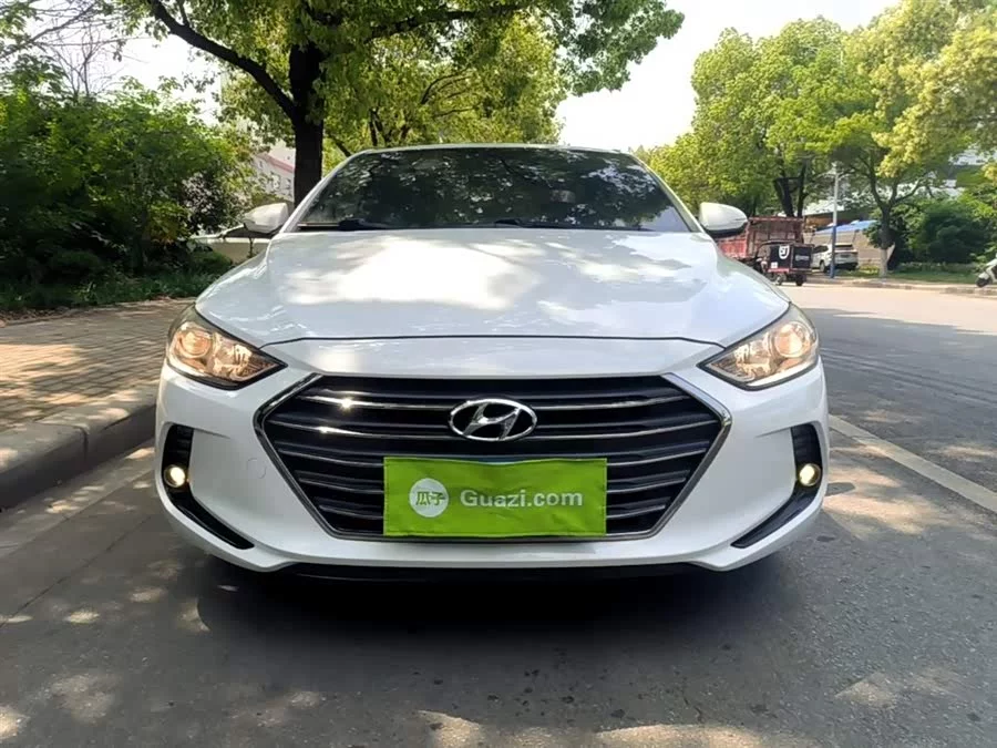Hyundai elantra