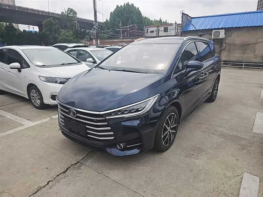 BYD Song MAX