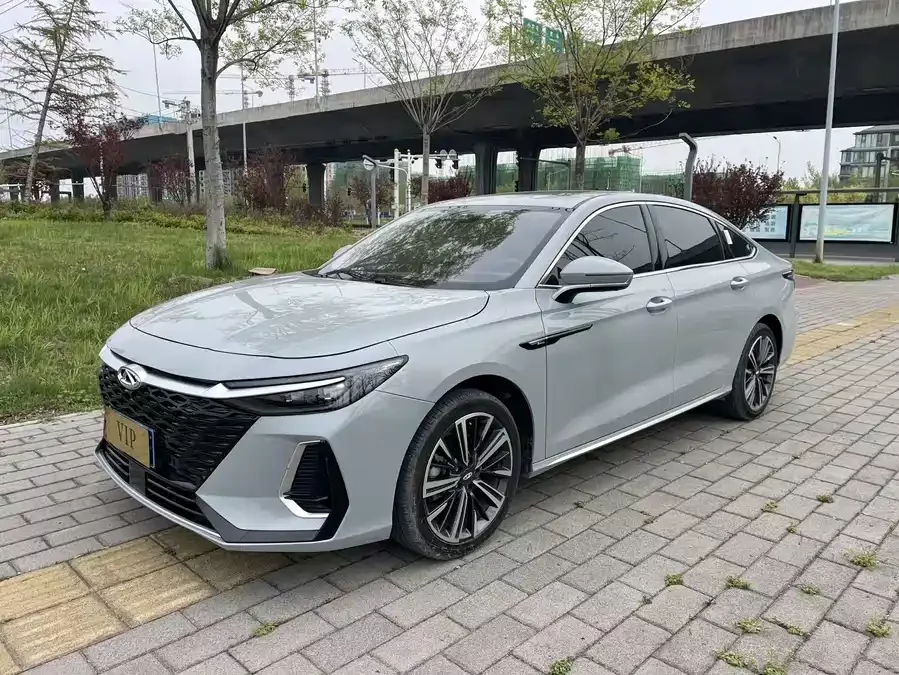Chery Arrizo 8