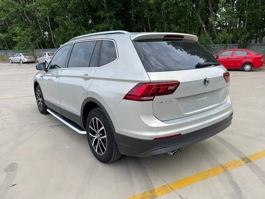 Volkswagen Tiguan L