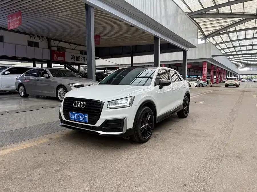 Audi Q2L