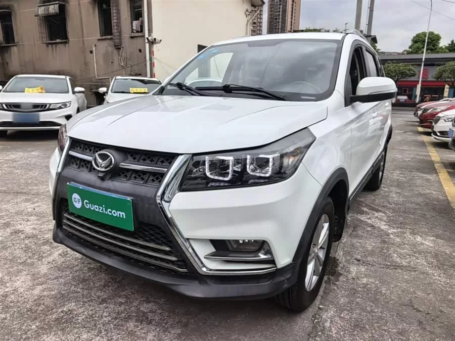 BAIC S3