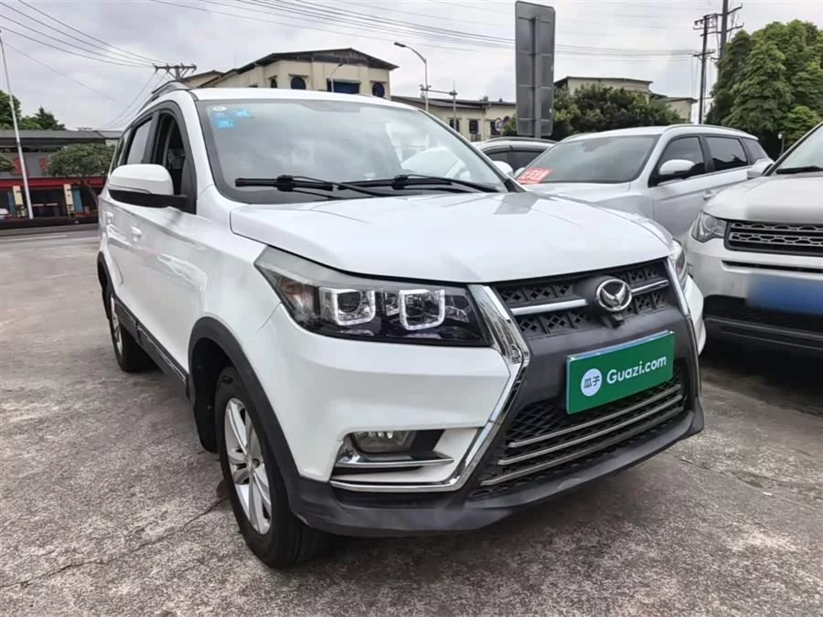 BAIC S3