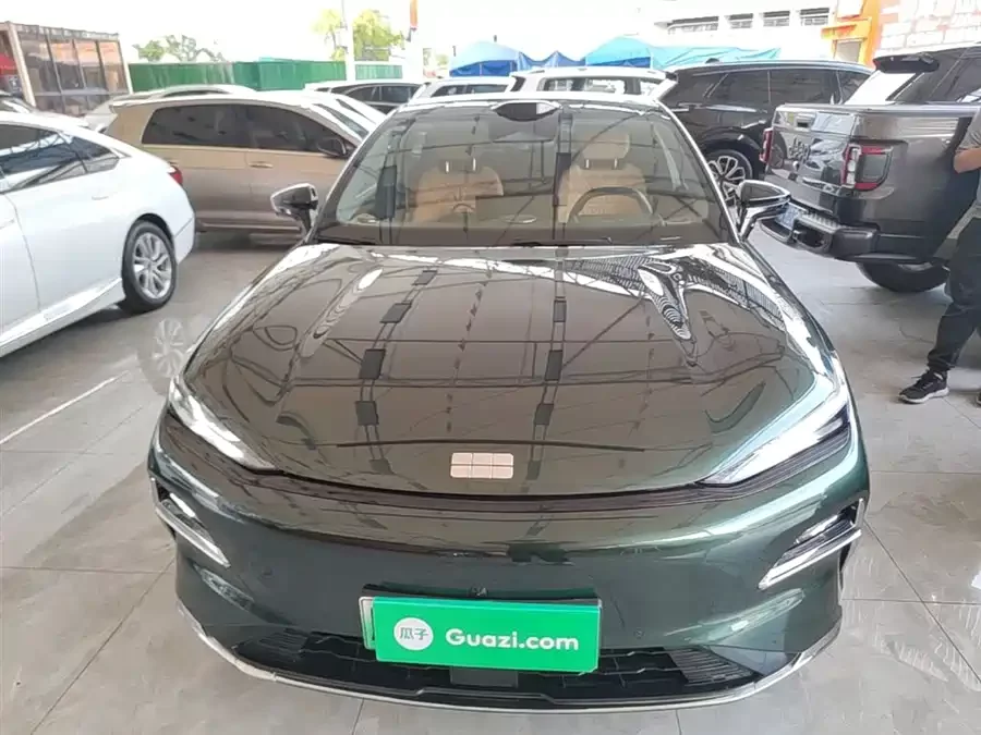 Geely Galaxy Star 8