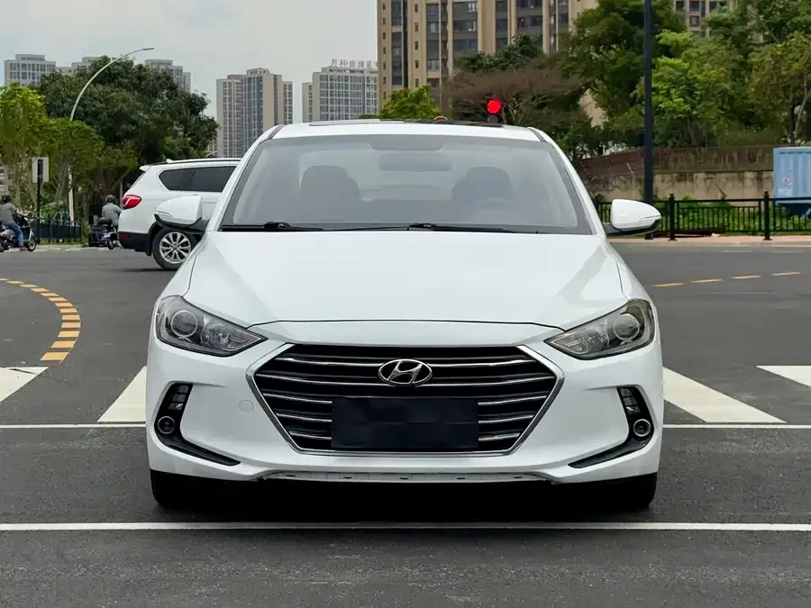 Hyundai elantra