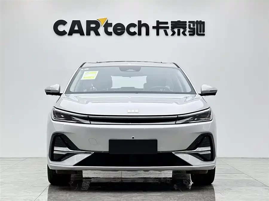 Geely Galaxy A7 EM