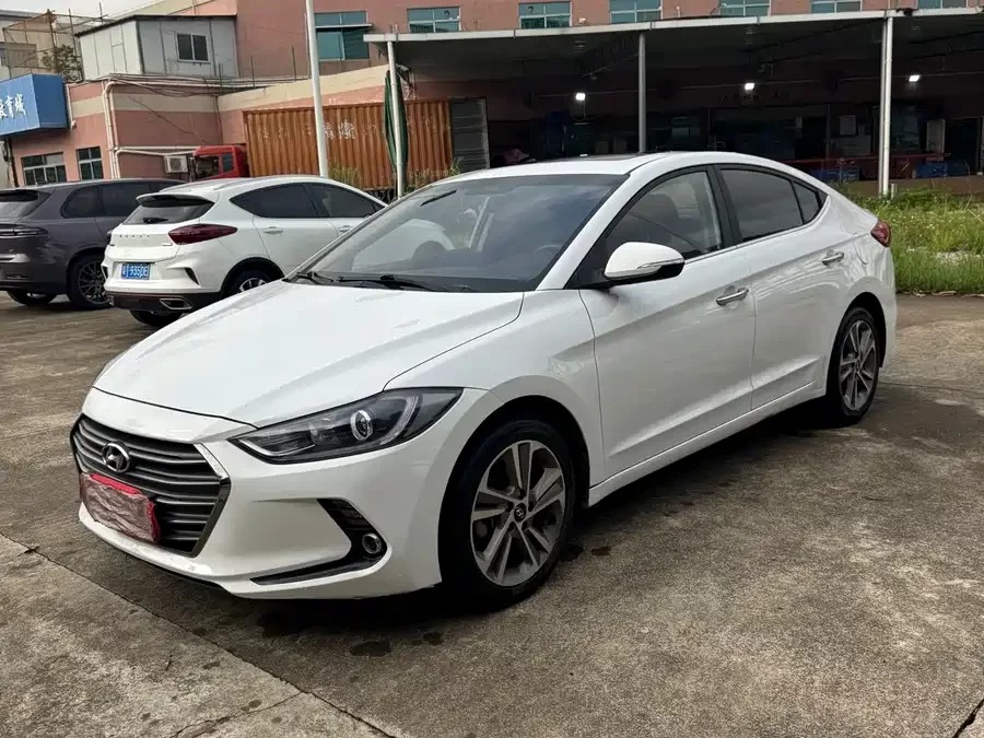 Hyundai elantra