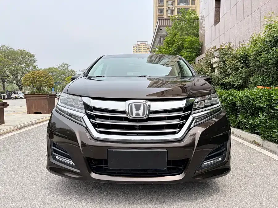 Honda Elysion